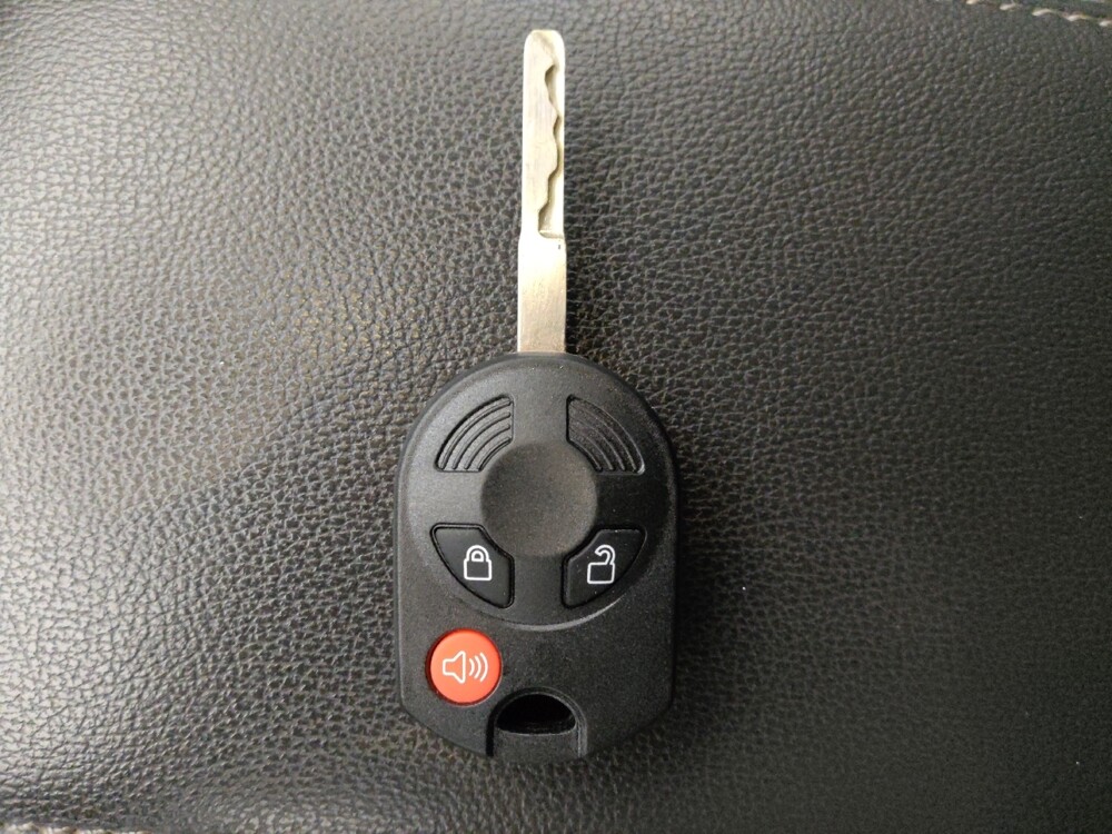 2017 Ford Escape in Houston, TX 77074 - 18099425 32