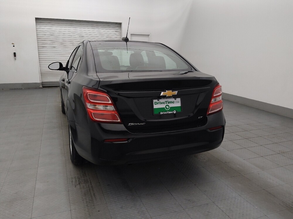 2019 Chevrolet Sonic in Tampa, FL 33612 - 18099432 6