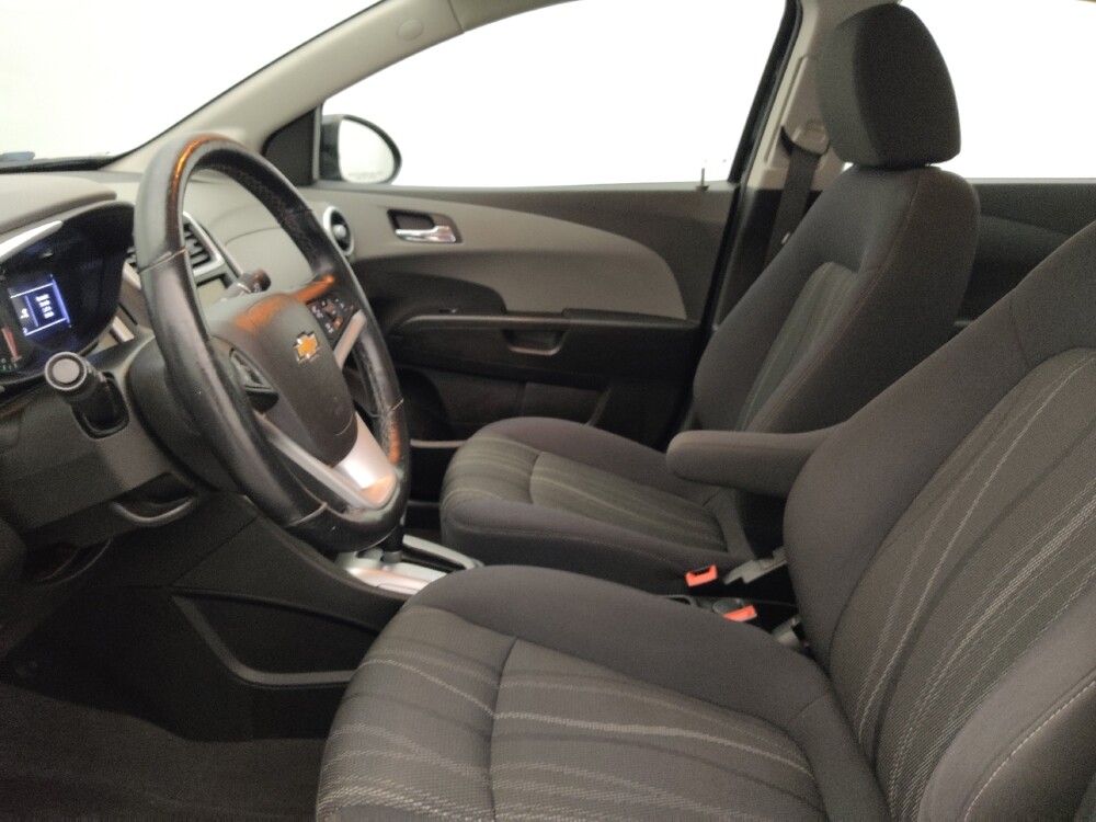 2019 Chevrolet Sonic in Tampa, FL 33612 - 18099432 17