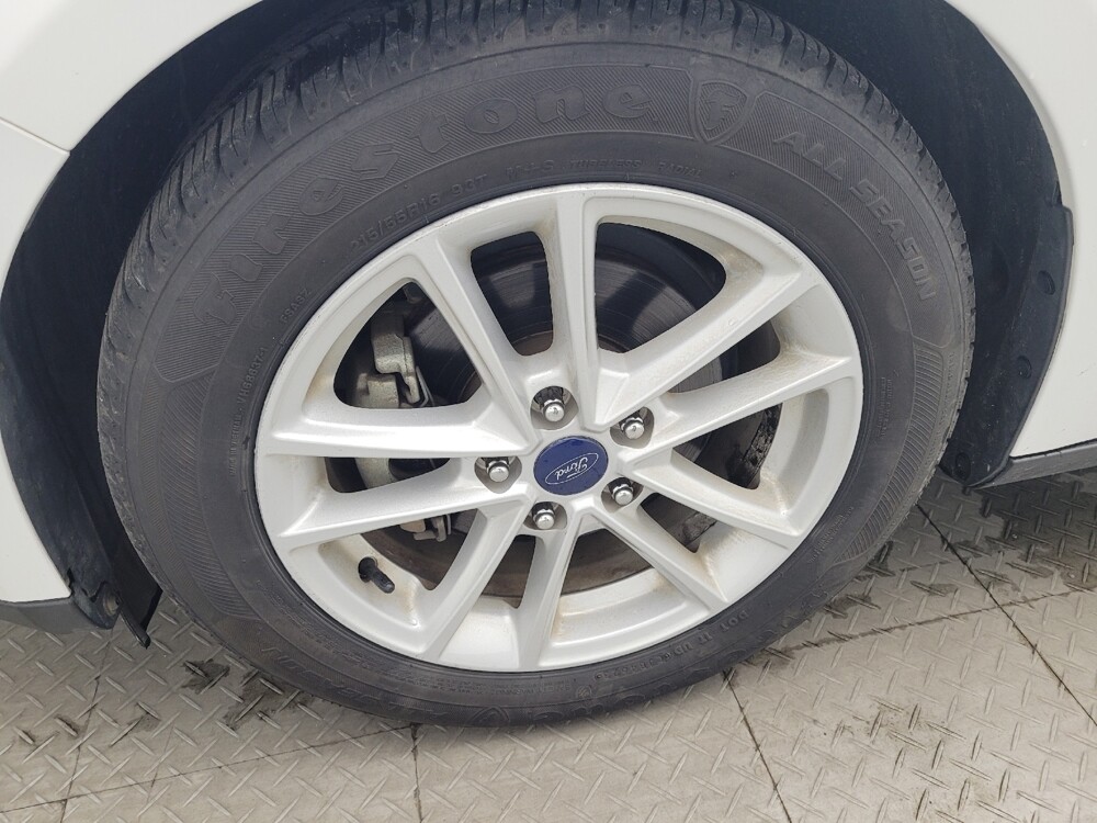 2018 Ford Focus in Greensboro, NC 27407 - 18099435 31