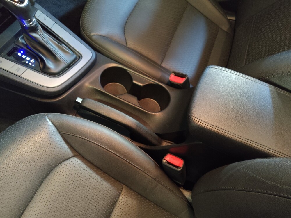 2019 Hyundai Elantra in Winston-Salem, NC 27103 - 18099436 26