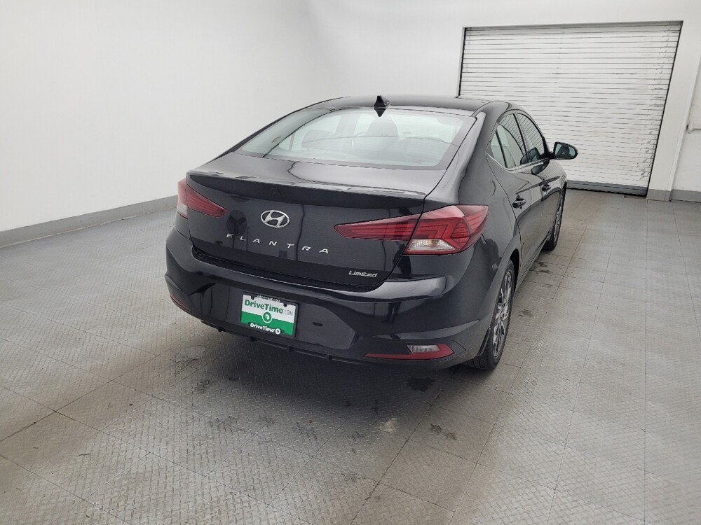2019 Hyundai Elantra in Winston-Salem, NC 27103 - 18099436 7
