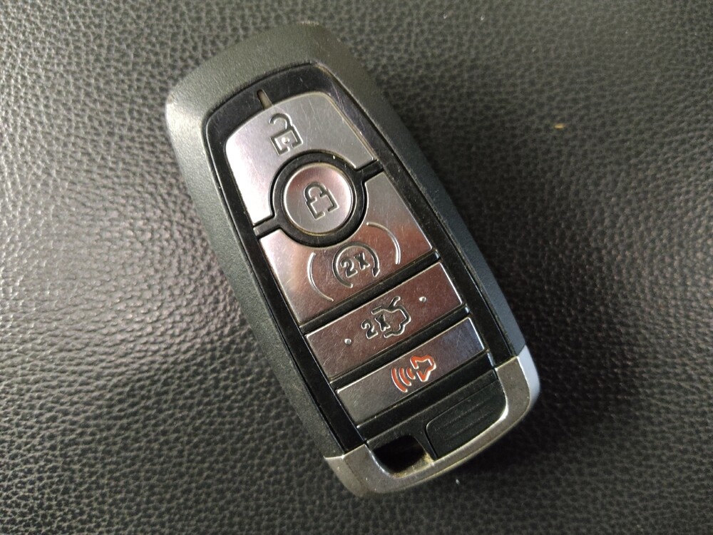 2018 Ford Fusion in Greenville, NC 27834 - 18099439 32