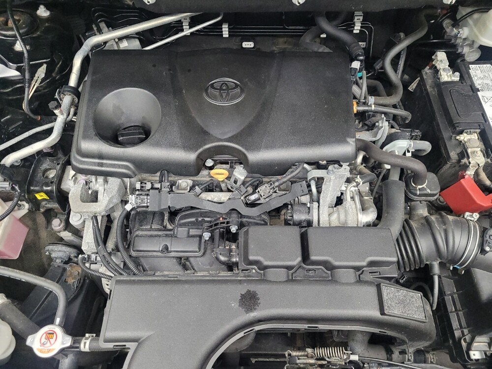 2021 Toyota RAV4 in Memphis, TN 38115 - 18099442 30