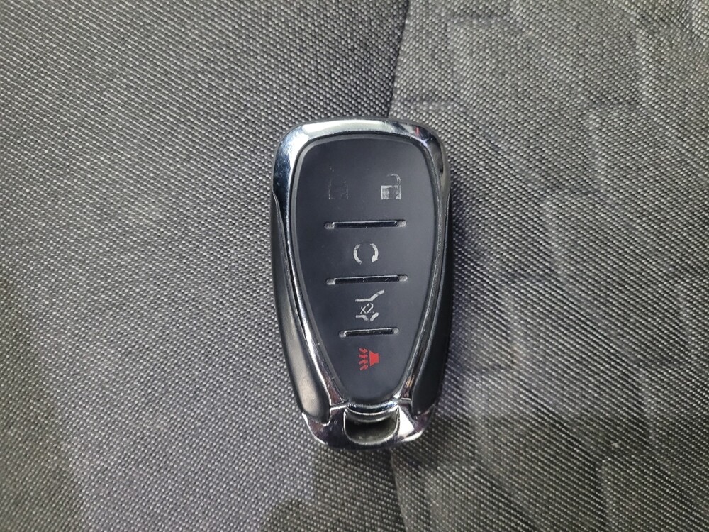 2020 Chevrolet Equinox in Taylor, MI 48180 - 18099444 32