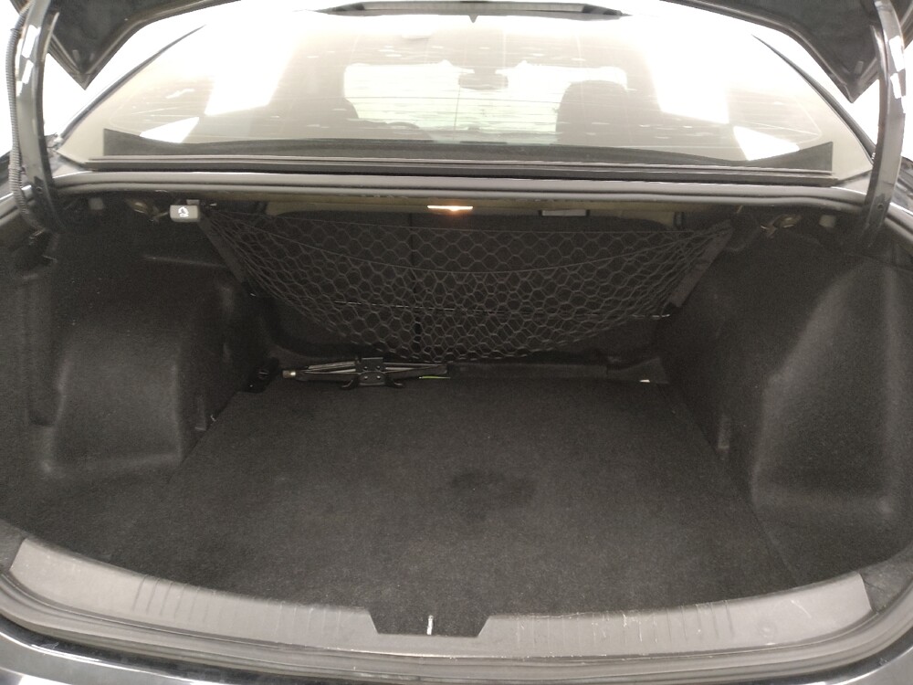 2017 Chevrolet Malibu in St. Louis, MO 63125 - 18099446 29