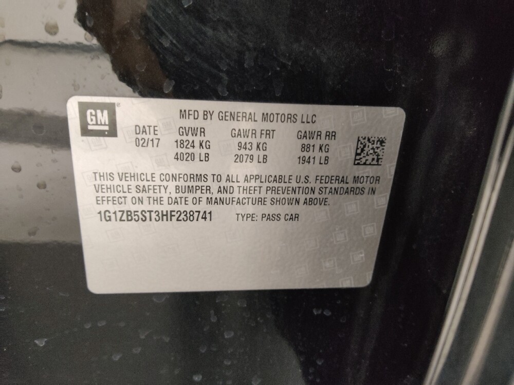 2017 Chevrolet Malibu in St. Louis, MO 63125 - 18099446 33