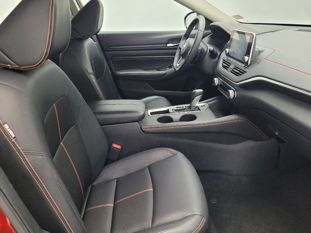 2019 Nissan Altima in Jacksonville, FL 32225 - 18099447 21