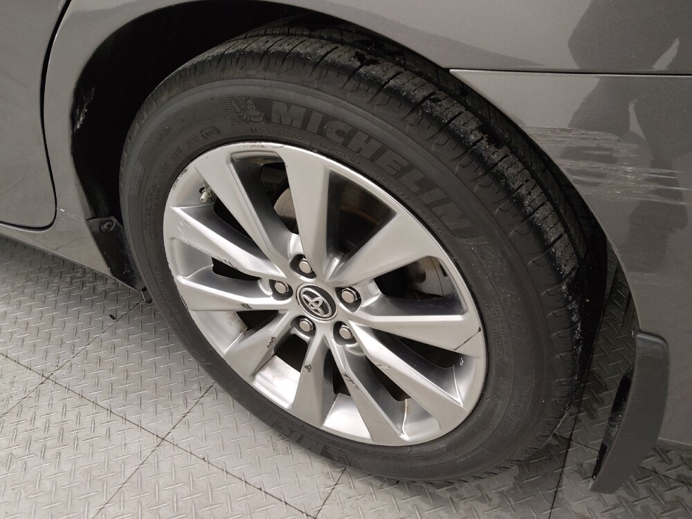 2015 Toyota Camry in Live Oak, TX 78233 - 18099450 31