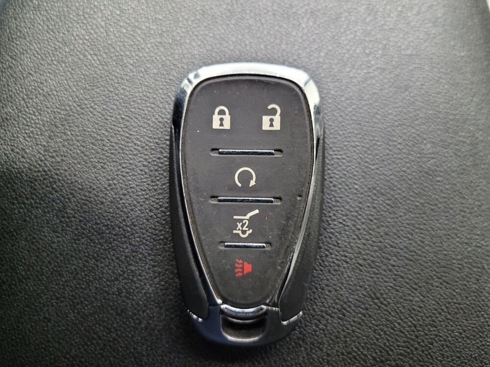 2021 Chevrolet Equinox in Las Vegas, NV 89104 - 18099453 32