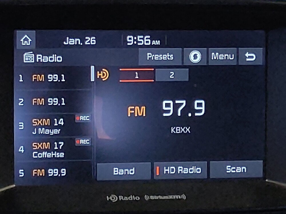 2018 Kia Sorento in Houston, TX 77060 - 18099458 25