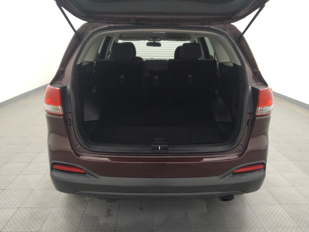 2018 Kia Sorento in Houston, TX 77060 - 18099458 29