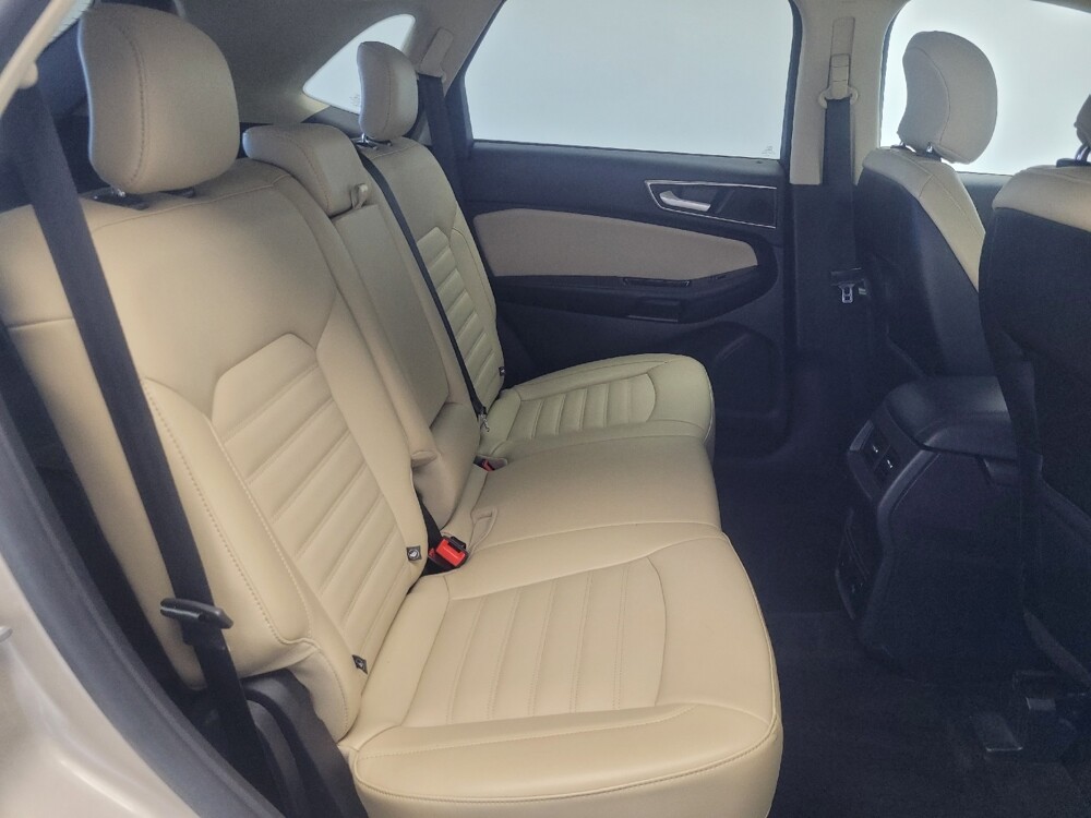 2017 Ford Edge in Peoria, IL 61615 - 18099459 19
