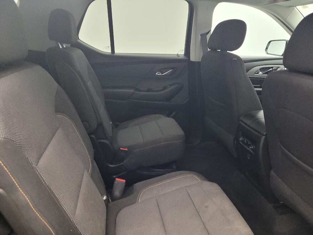 2019 Chevrolet Traverse in Greenville, SC 29607 - 18099461 19