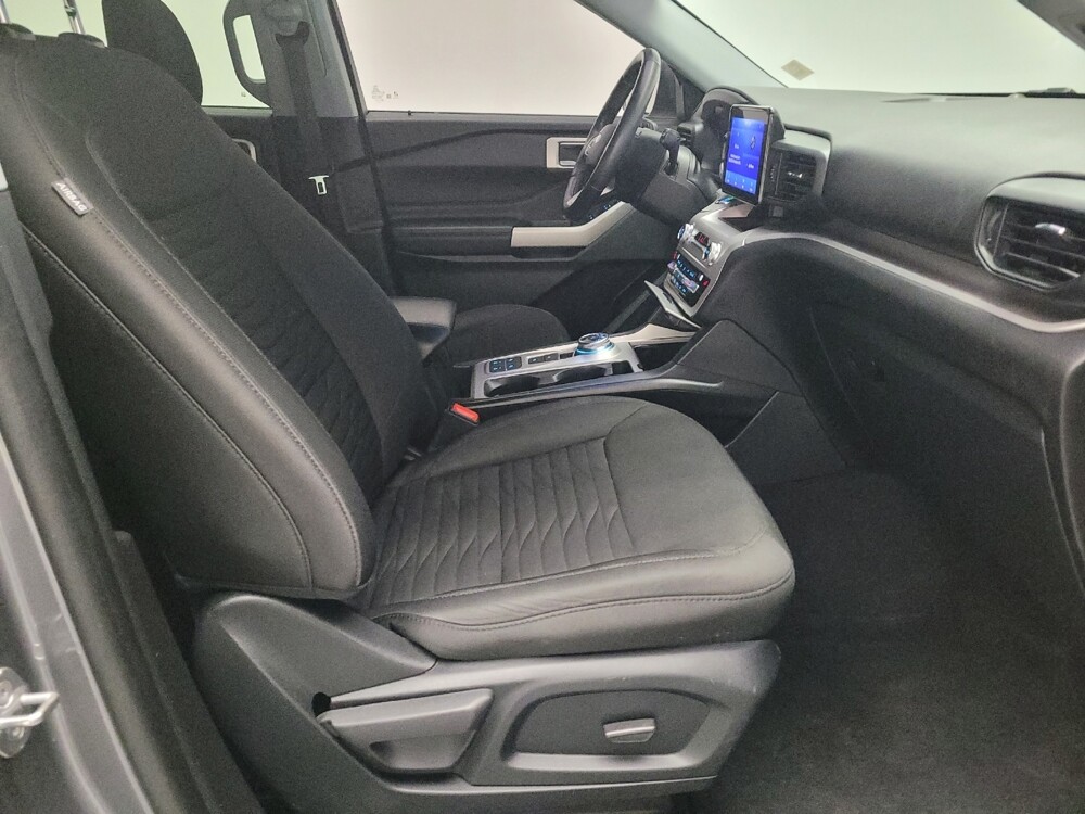 2021 Ford Explorer in Downey, CA 90241 - 18099465 21