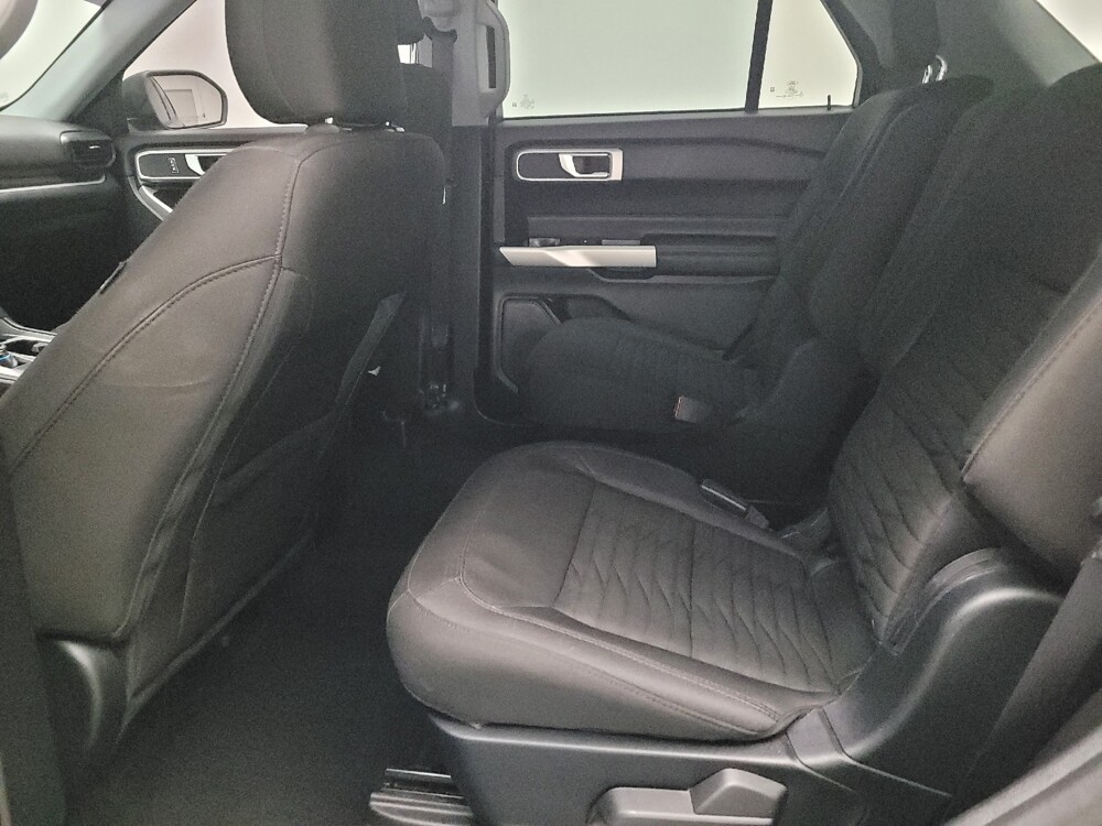 2021 Ford Explorer in Downey, CA 90241 - 18099465 18