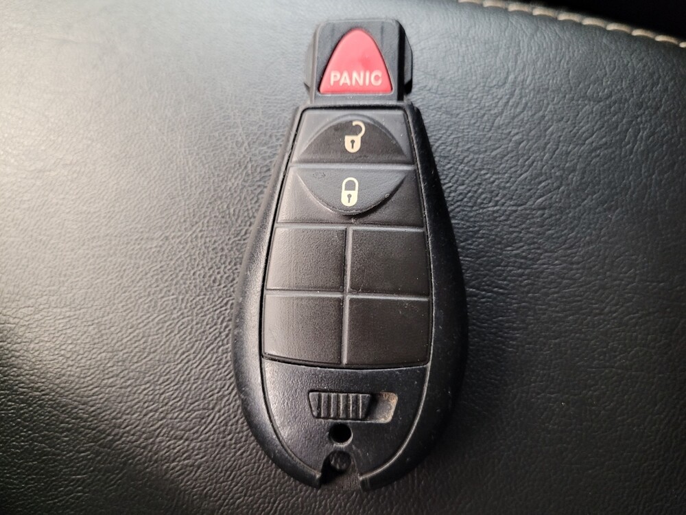 2018 Jeep Cherokee in Downey, CA 90241 - 18099466 32