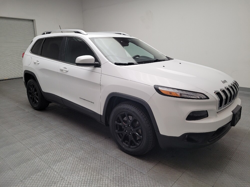 2018 Jeep Cherokee in Downey, CA 90241 - 18099466 13