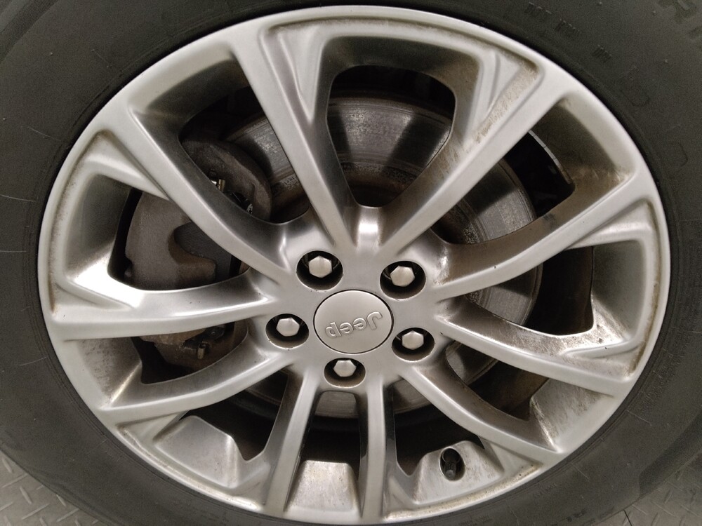 2019 Jeep Cherokee in Conyers, GA 30094 - 18099478 31