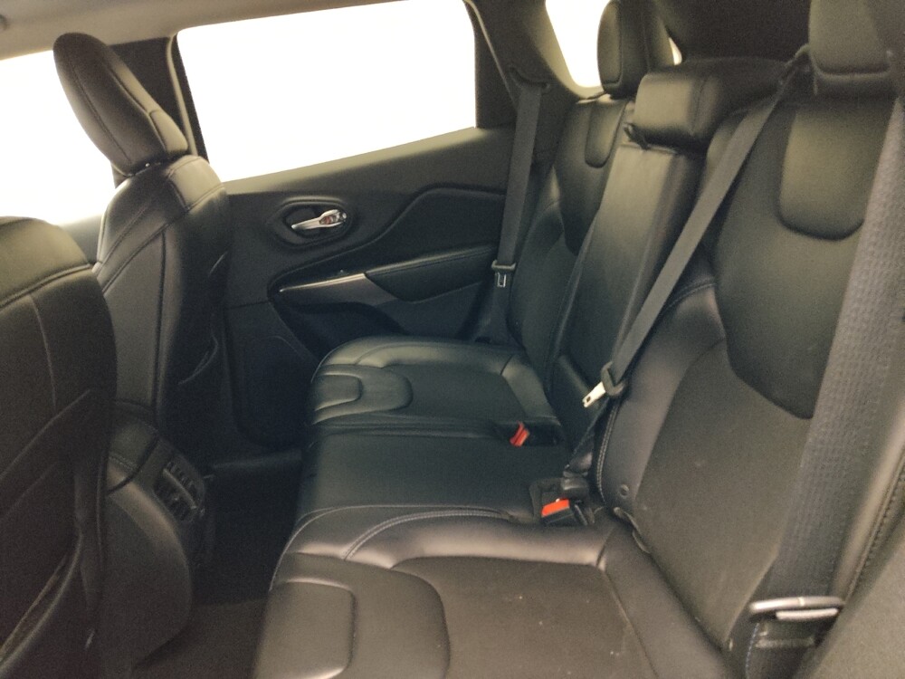 2019 Jeep Cherokee in Conyers, GA 30094 - 18099478 18