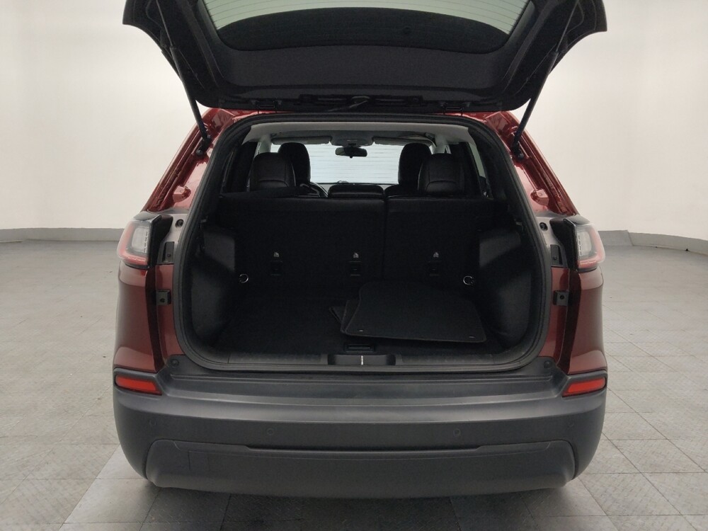 2019 Jeep Cherokee in Conyers, GA 30094 - 18099478 29