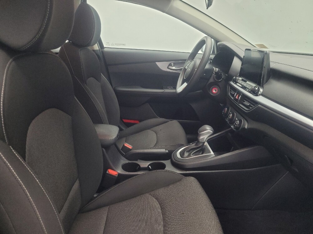 2022 Kia Forte in Indianapolis, IN 46219 - 18099480 21