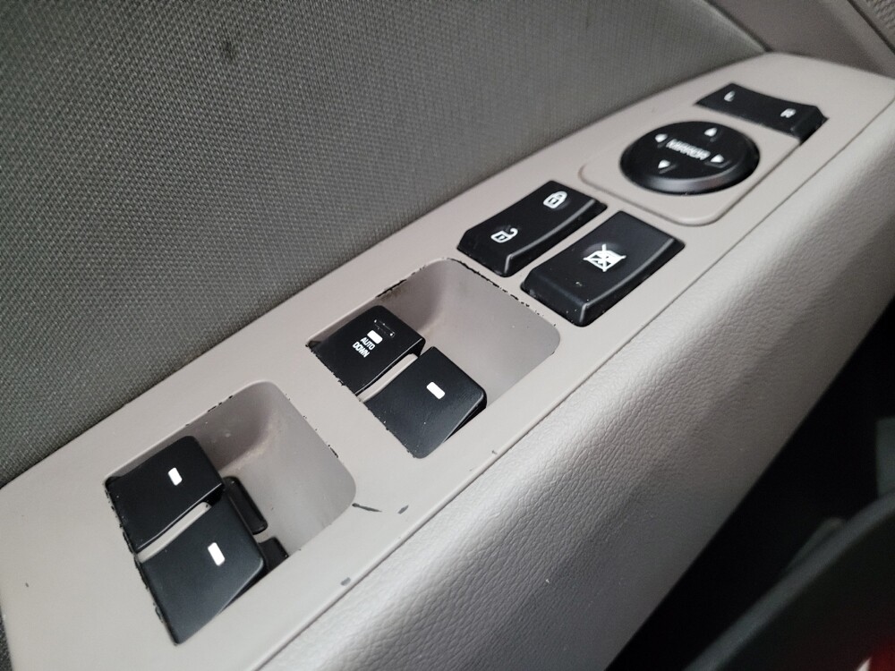 2018 Hyundai Elantra in Chandler, AZ 85225 - 18099483 27