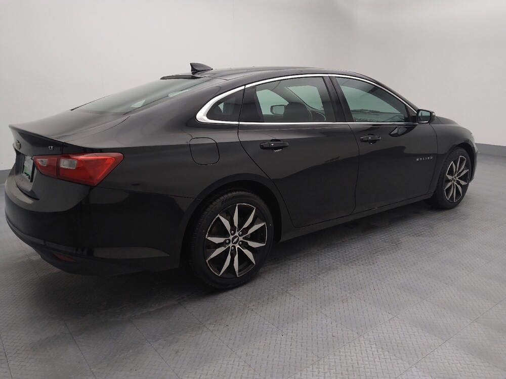 2017 Chevrolet Malibu in Gladstone, MO 64118 - 18099484 10