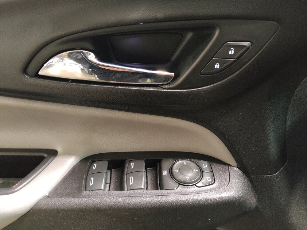 2019 Chevrolet Equinox in Fort Worth, TX 76116 - 18099487 27