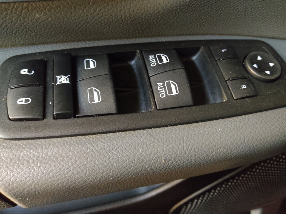 2022 RAM 1500 in Greenville, SC 29607 - 18099490 27