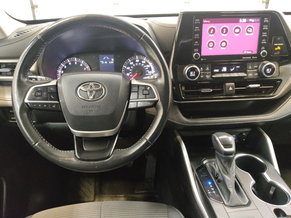 2022 Toyota Highlander in Fairfield, OH 45014 - 18099492 22