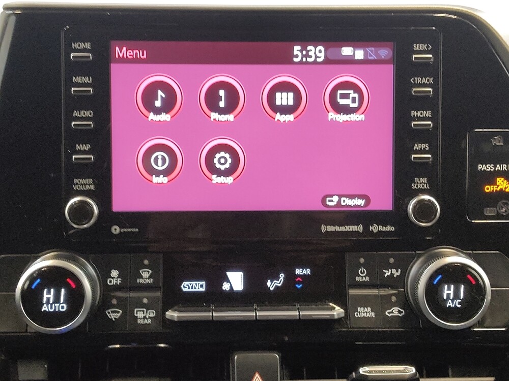 2022 Toyota Highlander in Fairfield, OH 45014 - 18099492 25