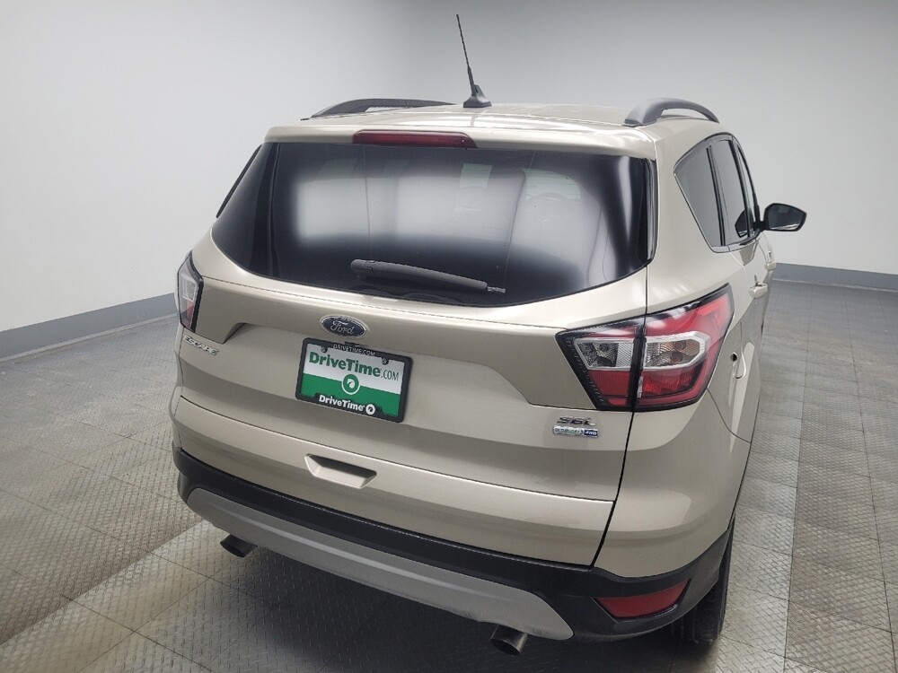2018 Ford Escape in Indianapolis, IN 46222 - 18099496 7