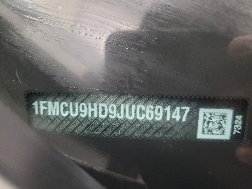 2018 Ford Escape in Indianapolis, IN 46222 - 18099496 33