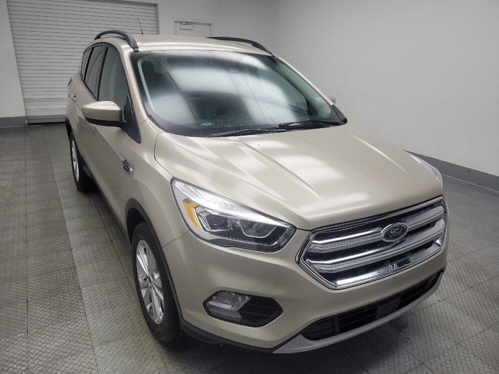 2018 Ford Escape in Indianapolis, IN 46222 - 18099496 13