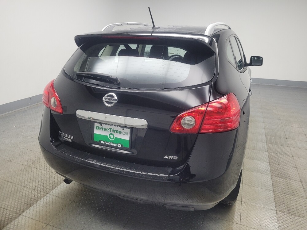 2015 Nissan Rogue in Indianapolis, IN 46222 - 18099499 7