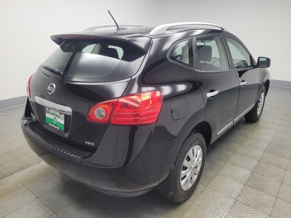2015 Nissan Rogue in Indianapolis, IN 46222 - 18099499 9