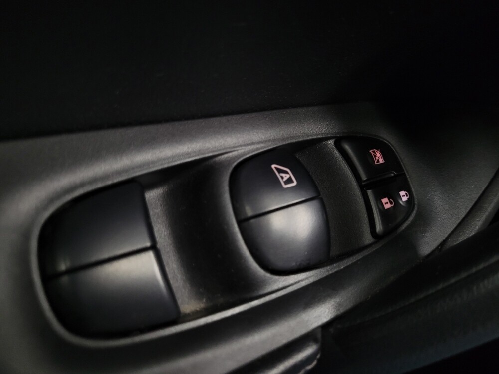 2018 Nissan Rogue Sport in Las Vegas, NV 89102 - 18099508 27