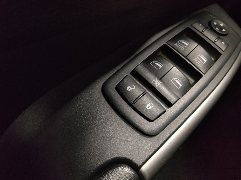 2019 Jeep Cherokee in Union City, GA 30291 - 18099509 27