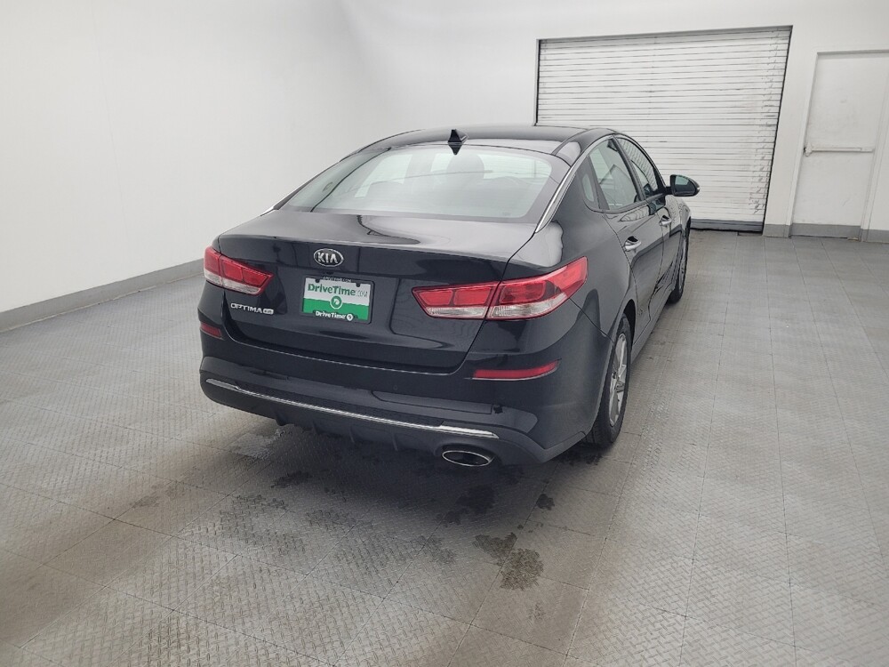 2019 Kia Optima in Charlotte, NC 28273 - 18099510 7