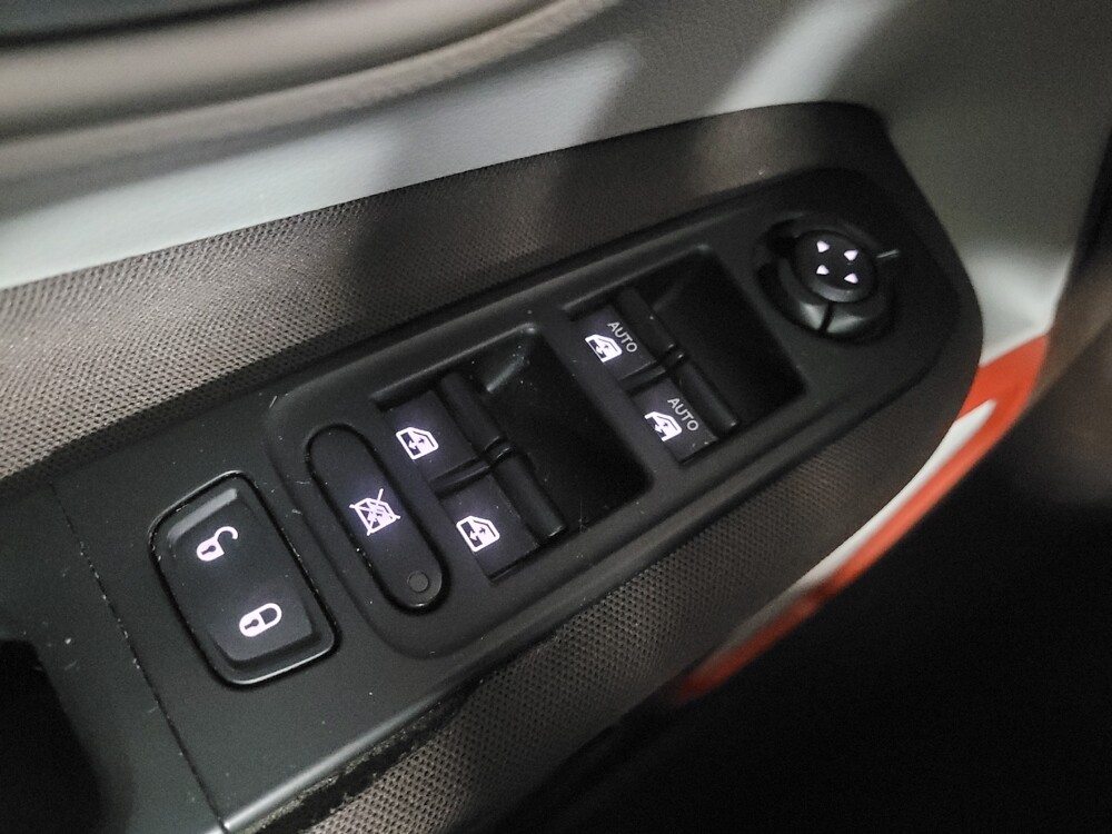 2016 Jeep Renegade in Marietta, GA 30062 - 18099513 27