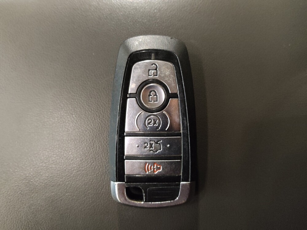 2018 Lincoln MKX in West Palm Beach, FL 33409 - 18099530 32