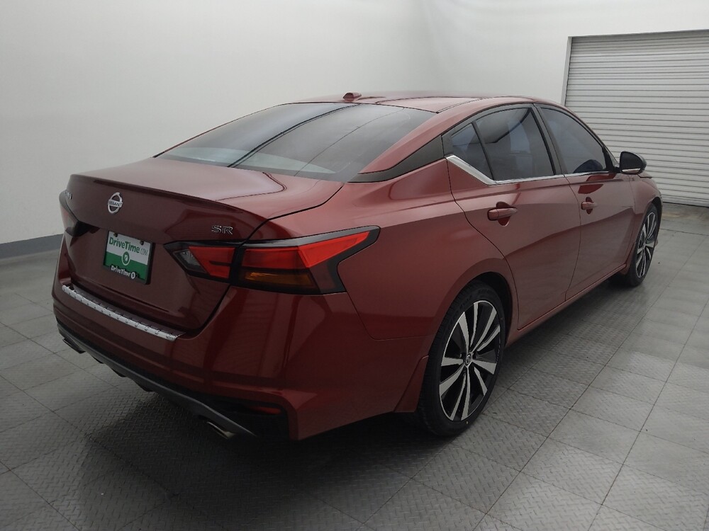 2021 Nissan Altima in Live Oak, TX 78233 - 18099532 9