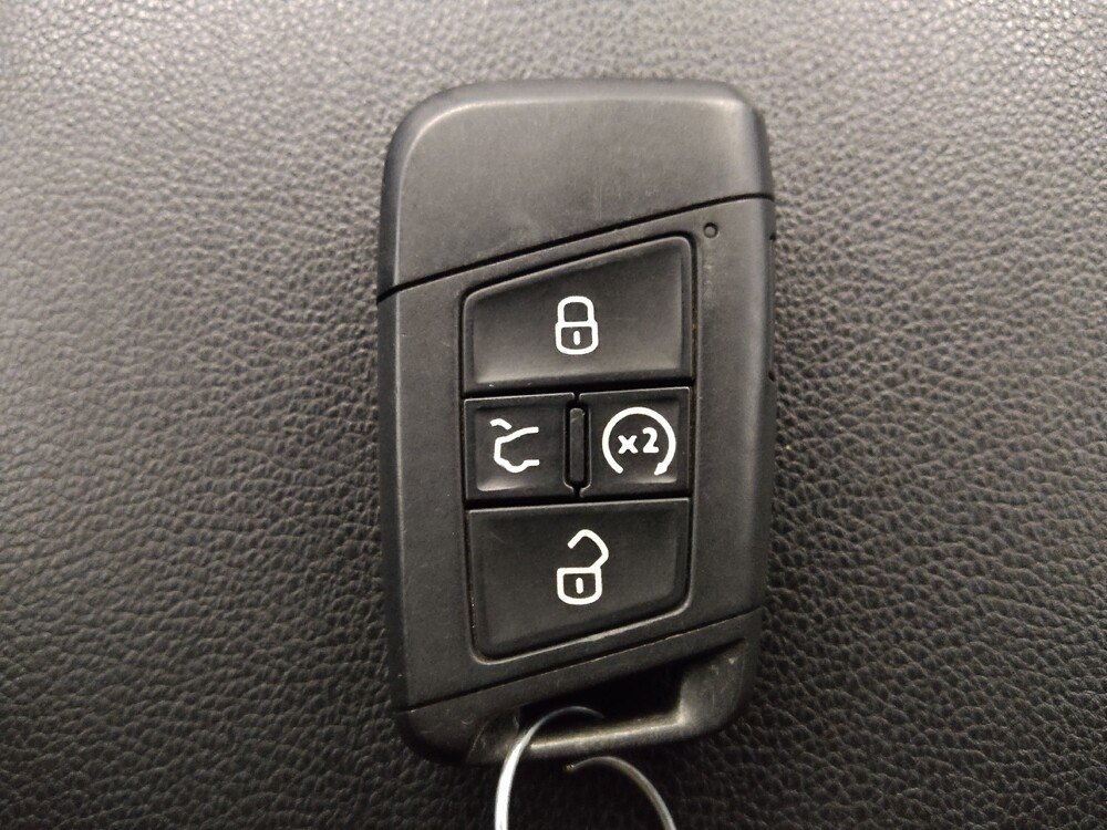 2019 Volkswagen Atlas in Denver, CO 80012 - 18099533 32