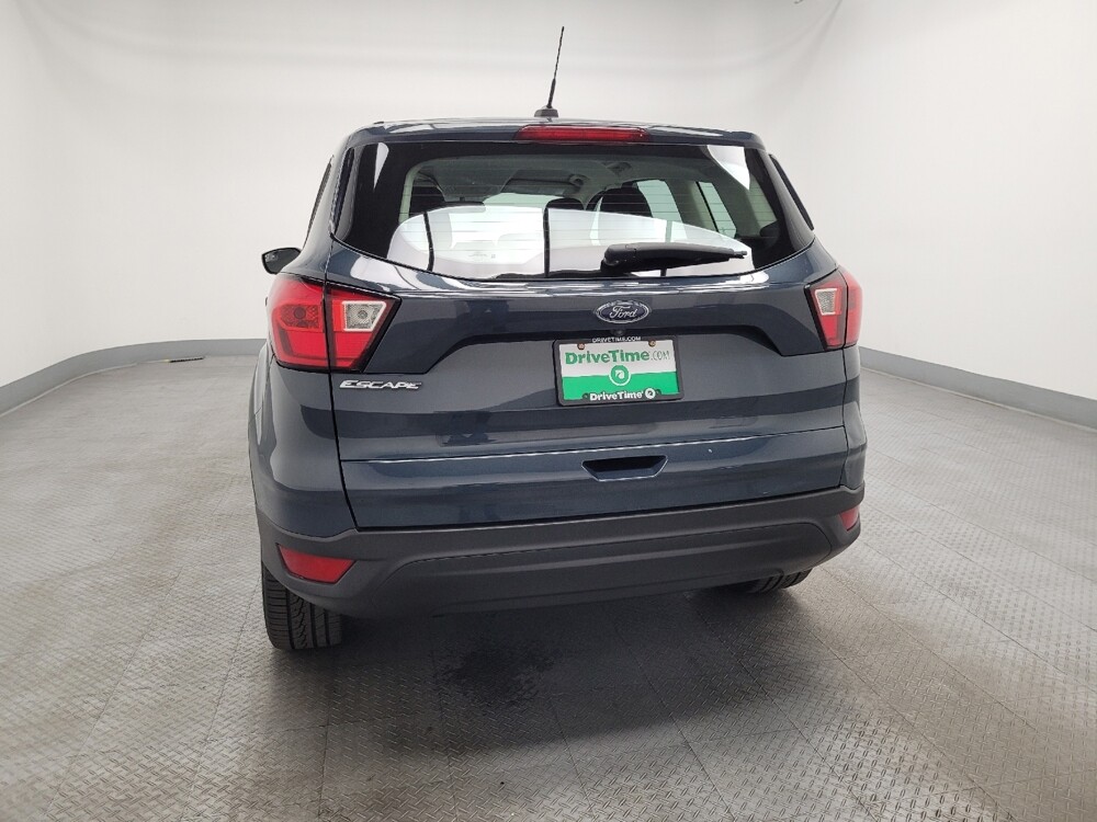 2019 Ford Escape in Las Vegas, NV 89102 - 18099540 6