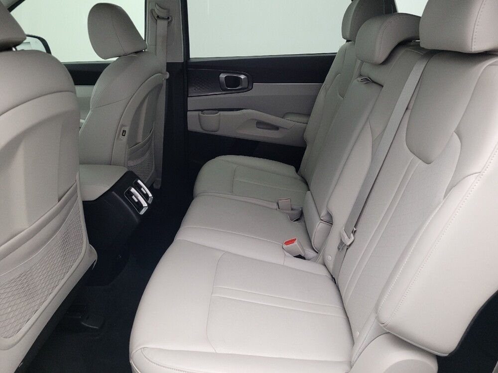 2021 Kia Sorento in Gainesville, FL 32609 - 18099542 18