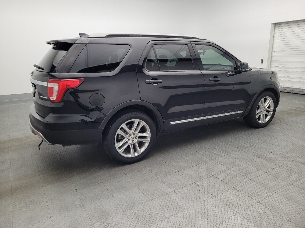 2016 Ford Explorer in Gainesville, FL 32609 - 18099543 10