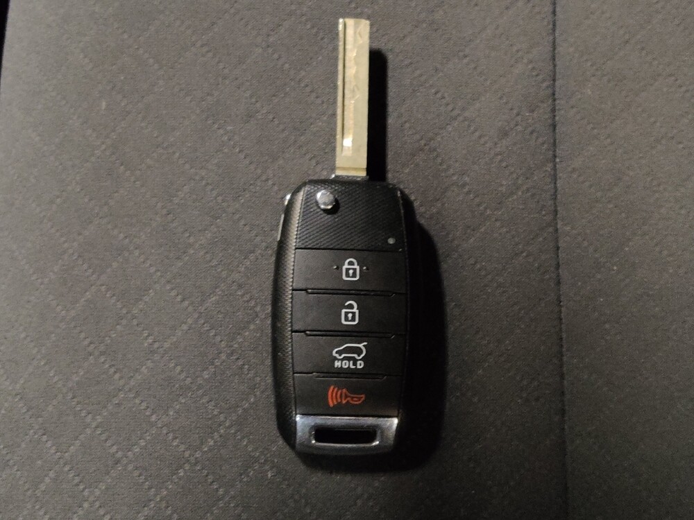 2018 Kia Sorento in West Palm Beach, FL 33409 - 18099544 32