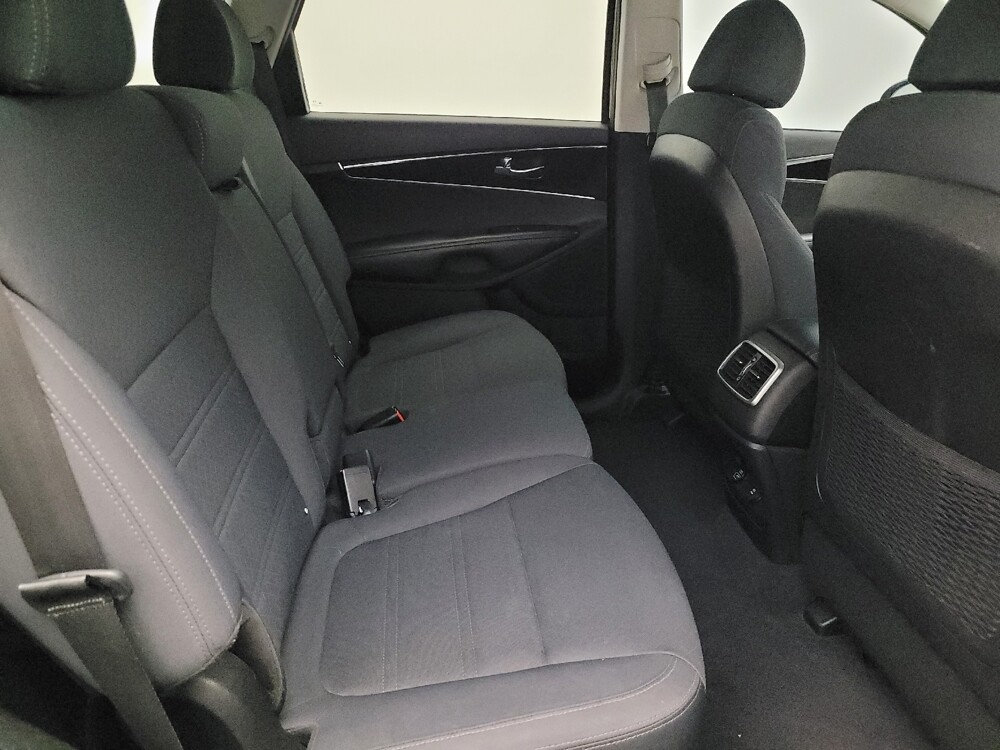 2018 Kia Sorento in West Palm Beach, FL 33409 - 18099544 19