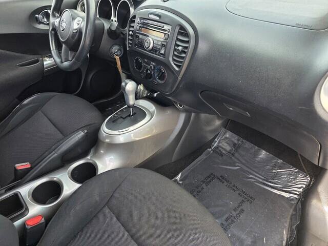 2013 Nissan Juke in Mesa, AZ 85212 - 18099555 69